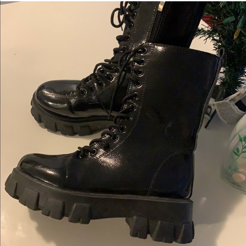 Patent Military boots